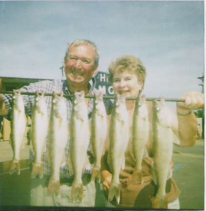 Minnesota Couple Catches South Dakota Walleye 7/22/2007