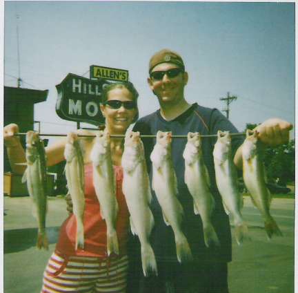 Indiana Newlyweds Catch South Dakota Walleye  7/23/2007