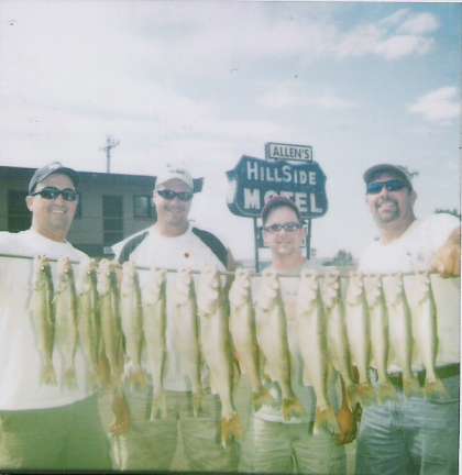 Missouri Group Has Fantastic Fishing  7/27/2007